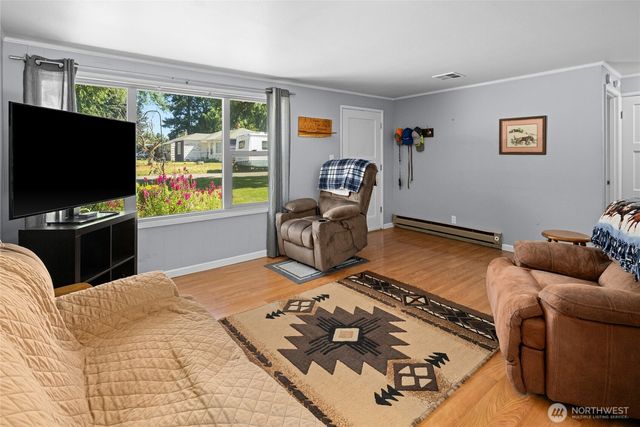 810 E Hobert Avenue, Ellensburg, WA 98926