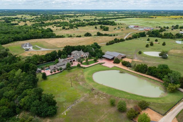 5720 County Road 1094, Celeste, TX 75423