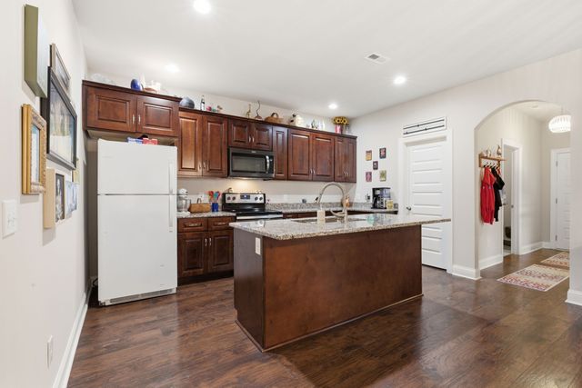 2178 Cason Ln, Murfreesboro, TN 37128