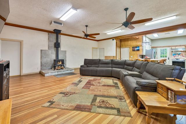 2911 Larkspur Ln, Camino, CA 95709