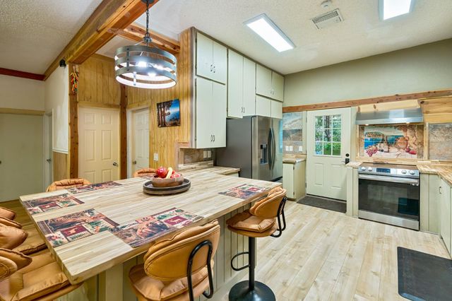 2911 Larkspur Ln, Camino, CA 95709