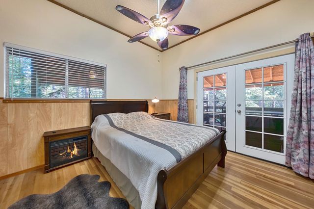 2911 Larkspur Ln, Camino, CA 95709