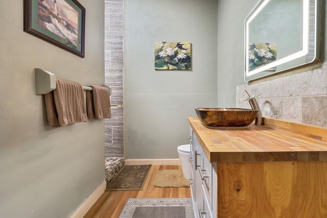 2911 Larkspur Ln, Camino, CA 95709