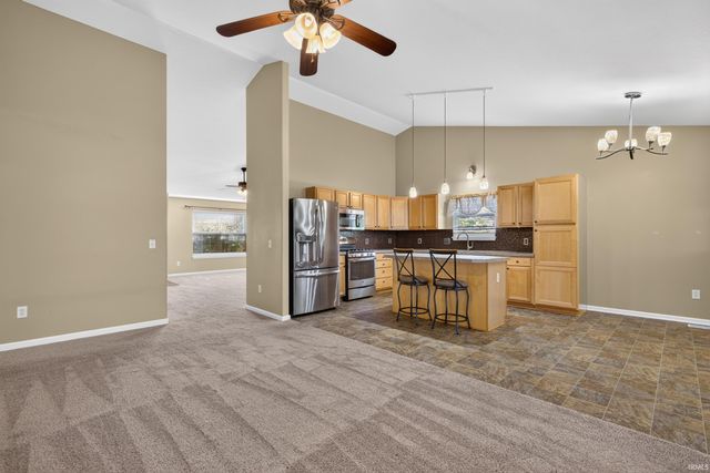 3031 N Cantlin Drive, Bloomington, IN 47404