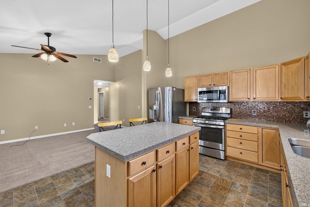 3031 N Cantlin Drive, Bloomington, IN 47404