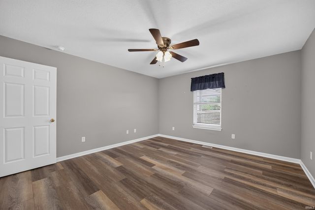 3031 N Cantlin Drive, Bloomington, IN 47404