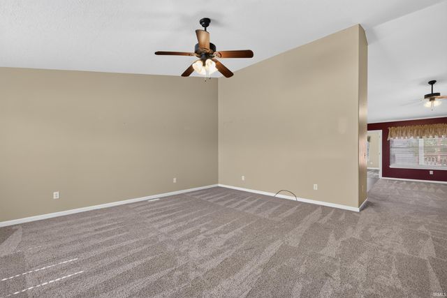 3031 N Cantlin Drive, Bloomington, IN 47404