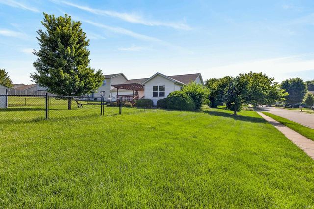 3031 N Cantlin Drive, Bloomington, IN 47404