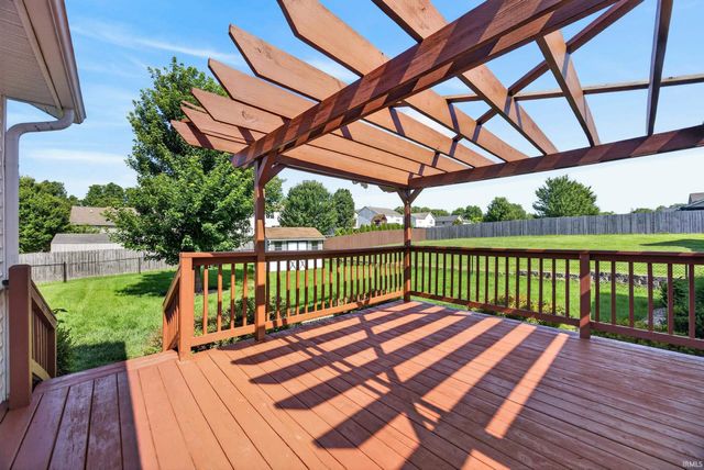 3031 N Cantlin Drive, Bloomington, IN 47404