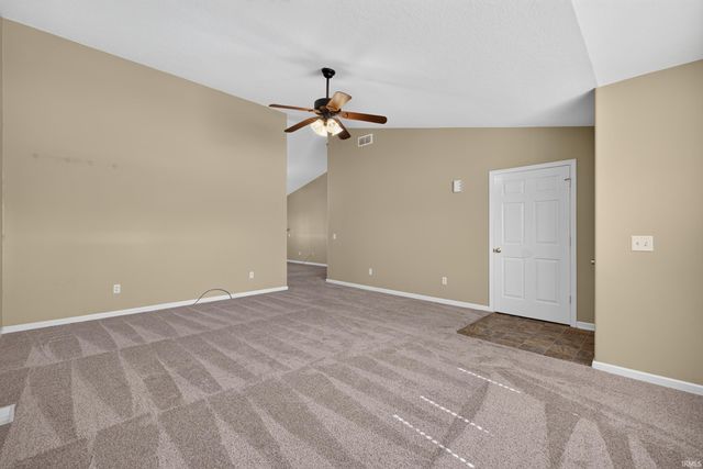 3031 N Cantlin Drive, Bloomington, IN 47404