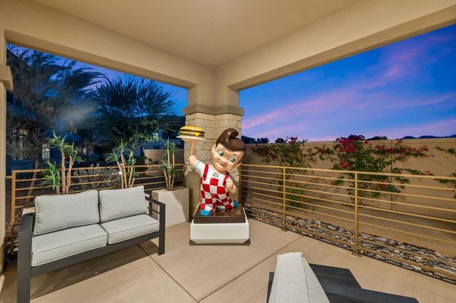 1401 Retreat Circle, Palm Desert, CA 92260