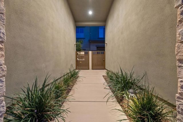 1401 Retreat Circle, Palm Desert, CA 92260