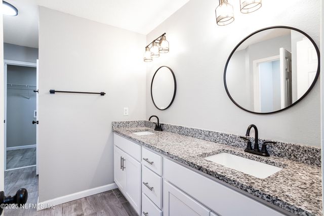 7502 ORTEGA BLUFF Parkway, Jacksonville, FL 32244