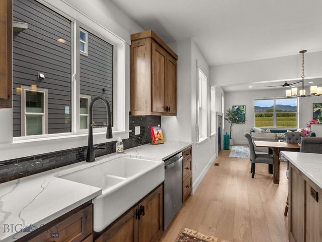 915 Arnold, Bozeman, MT 59715