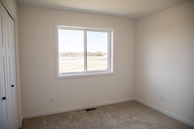7341 101 Avenue S, Horace, ND 58047