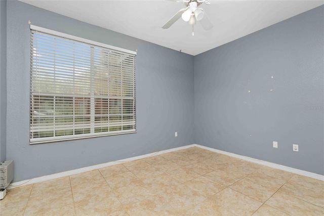 9262 LAKE CHASE ISLAND WAY, Tampa, FL 33626