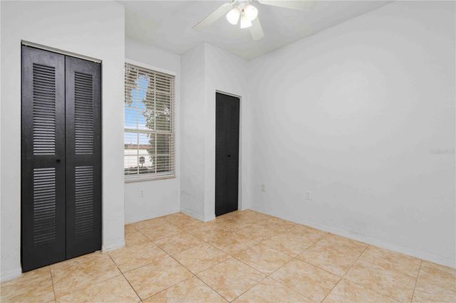 9262 LAKE CHASE ISLAND WAY, Tampa, FL 33626