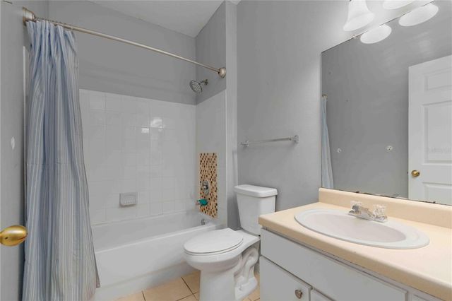 9262 LAKE CHASE ISLAND WAY, Tampa, FL 33626