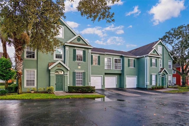 9262 LAKE CHASE ISLAND WAY, Tampa, FL 33626