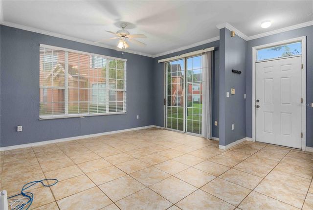 9262 LAKE CHASE ISLAND WAY, Tampa, FL 33626