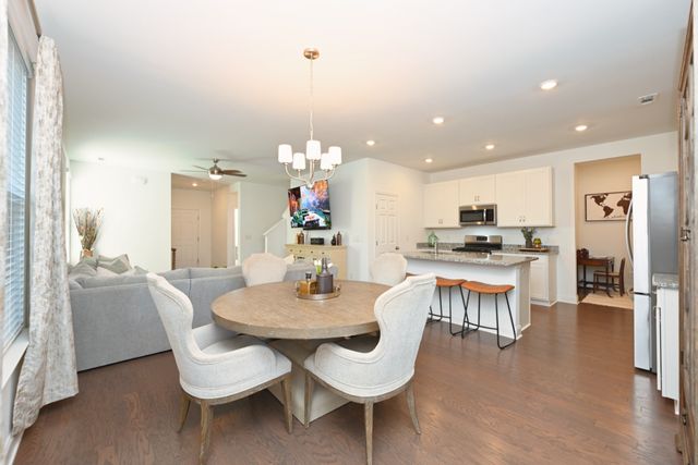 915 Nance Ln, Lebanon, TN 37087