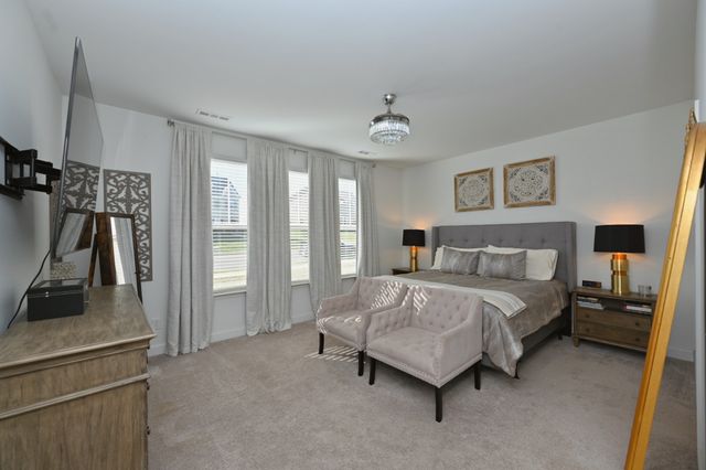 915 Nance Ln, Lebanon, TN 37087