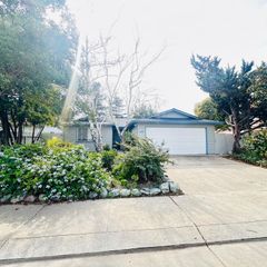 1328 Luna Ln, Stockton, CA 95206