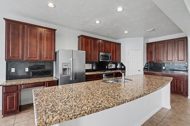 3815 Golden Shores Drive, Missouri City, TX 77459