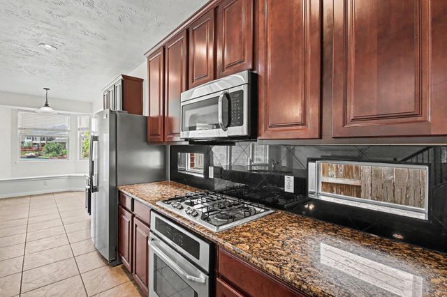 3815 Golden Shores Drive, Missouri City, TX 77459