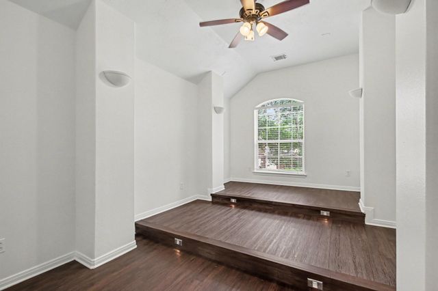 3815 Golden Shores Drive, Missouri City, TX 77459