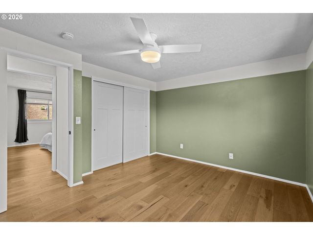 1225 Se CHAPMAN Ave, Troutdale, OR 97060