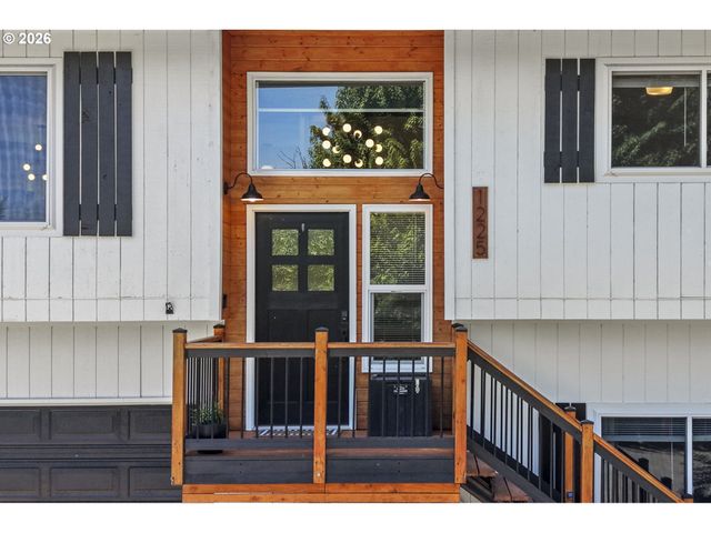 1225 Se CHAPMAN Ave, Troutdale, OR 97060