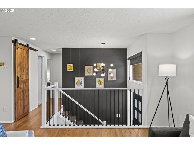 1225 Se CHAPMAN Ave, Troutdale, OR 97060