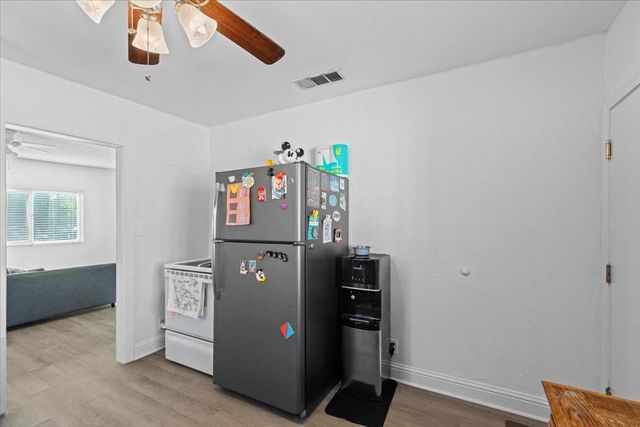 231 Poplar Ave, Manteca, CA 95336