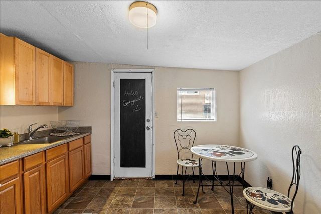 231 Poplar Ave, Manteca, CA 95336