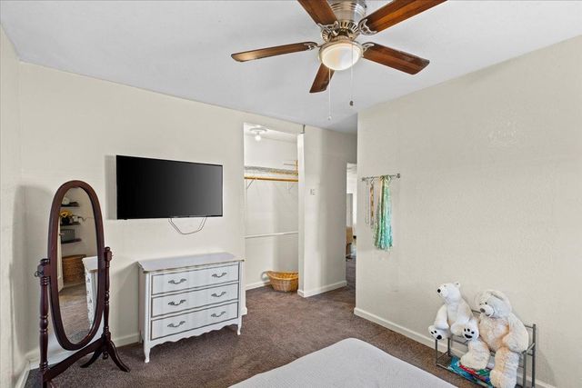 231 Poplar Ave, Manteca, CA 95336