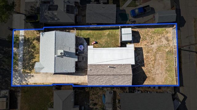 231 Poplar Ave, Manteca, CA 95336