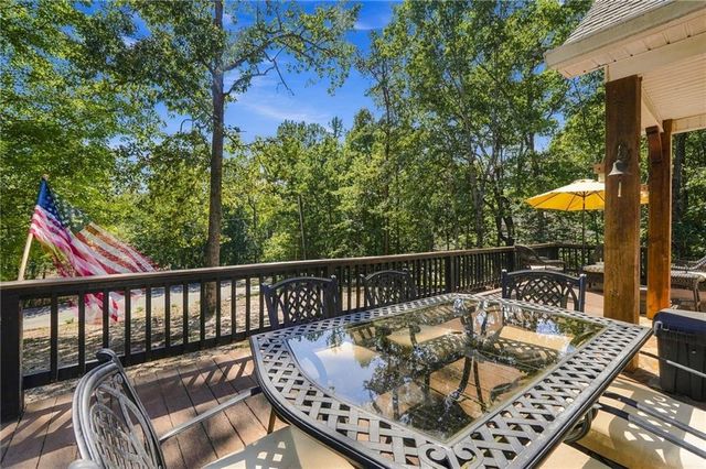 130 Walnut Court, Waleska, GA 30183