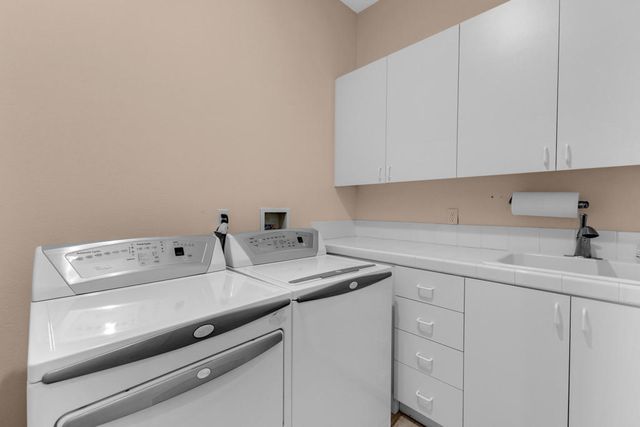 21 Calle La Reina, Rancho Mirage, CA 92270