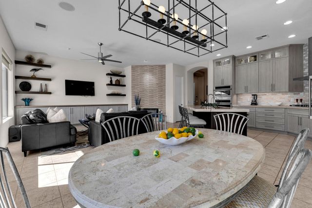 21 Calle La Reina, Rancho Mirage, CA 92270