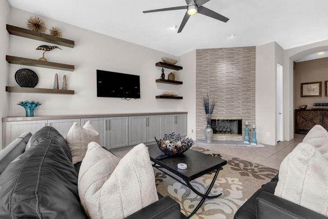 21 Calle La Reina, Rancho Mirage, CA 92270