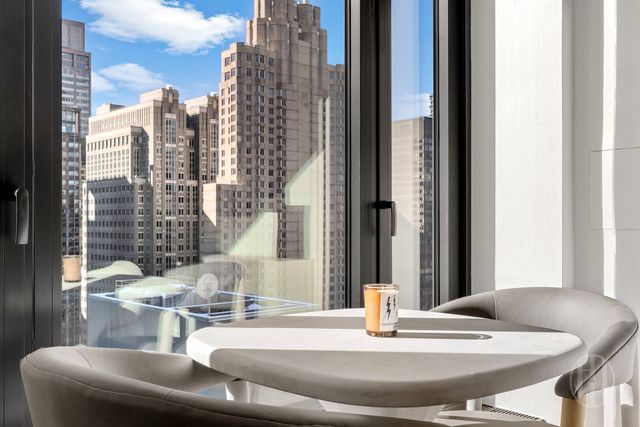 111 W 56th St Apt 41D, New York City, NY 10019