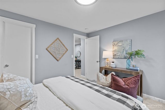 1206 31st Street NE, Auburn, WA 98002