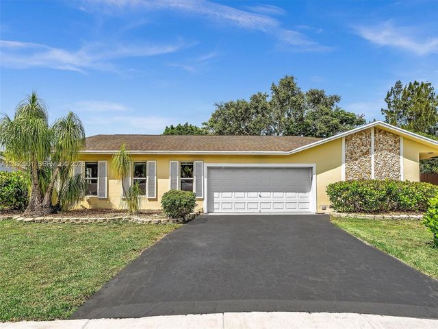 8754 SW 50th Pl, Cooper City, FL 33328