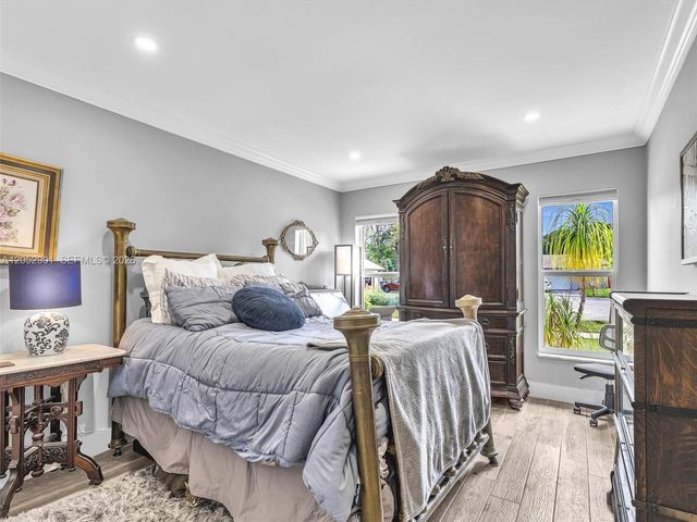 8754 SW 50th Pl, Cooper City, FL 33328