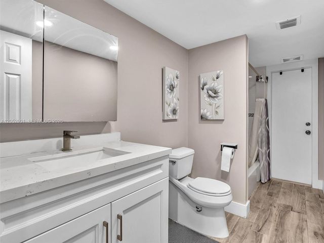 8754 SW 50th Pl, Cooper City, FL 33328