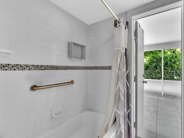 8754 SW 50th Pl, Cooper City, FL 33328