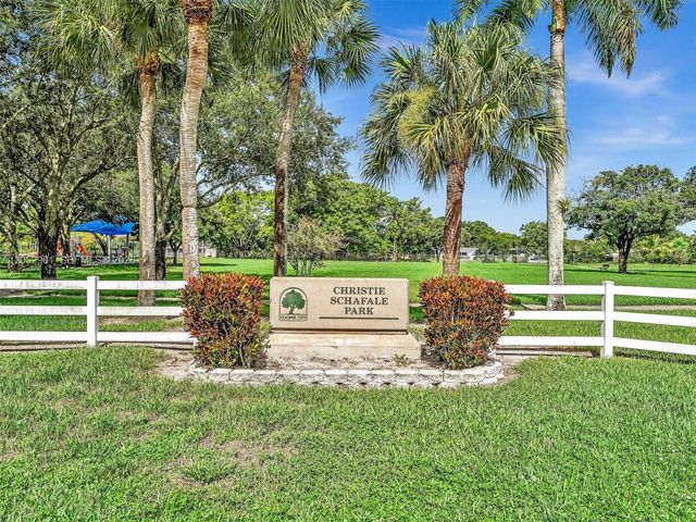 8754 SW 50th Pl, Cooper City, FL 33328
