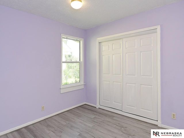 2414 N 45th Street, Omaha, NE 68104