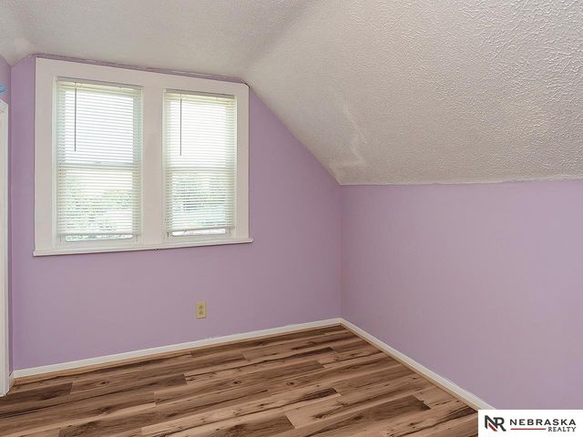 2414 N 45th Street, Omaha, NE 68104